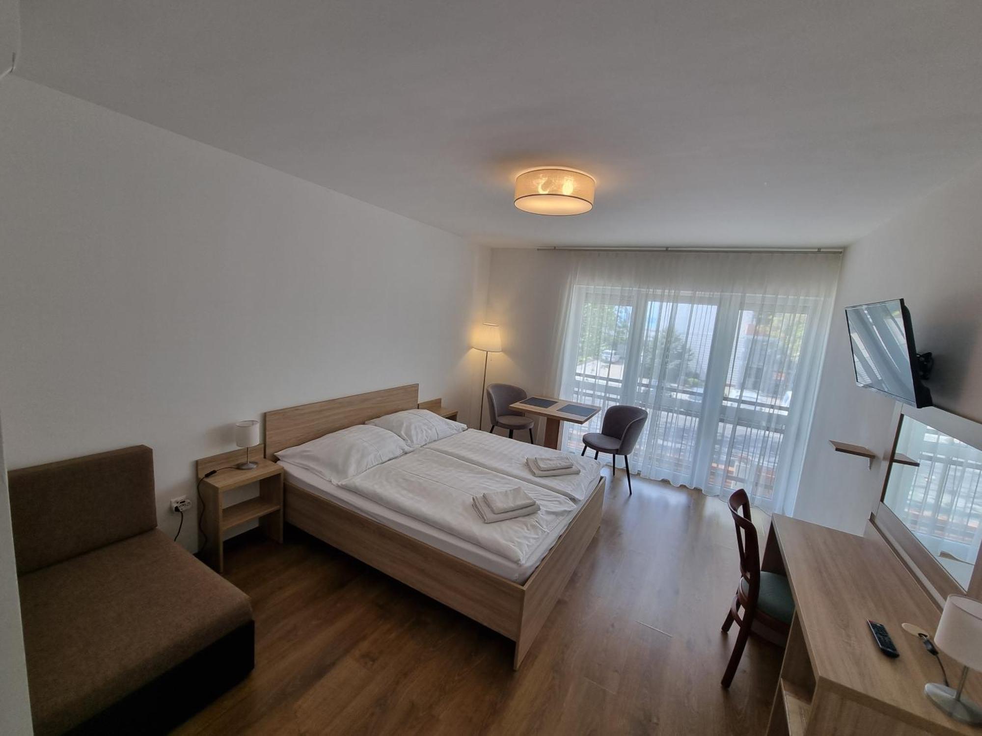 Ádám Apartmanház Siófok Quarto foto