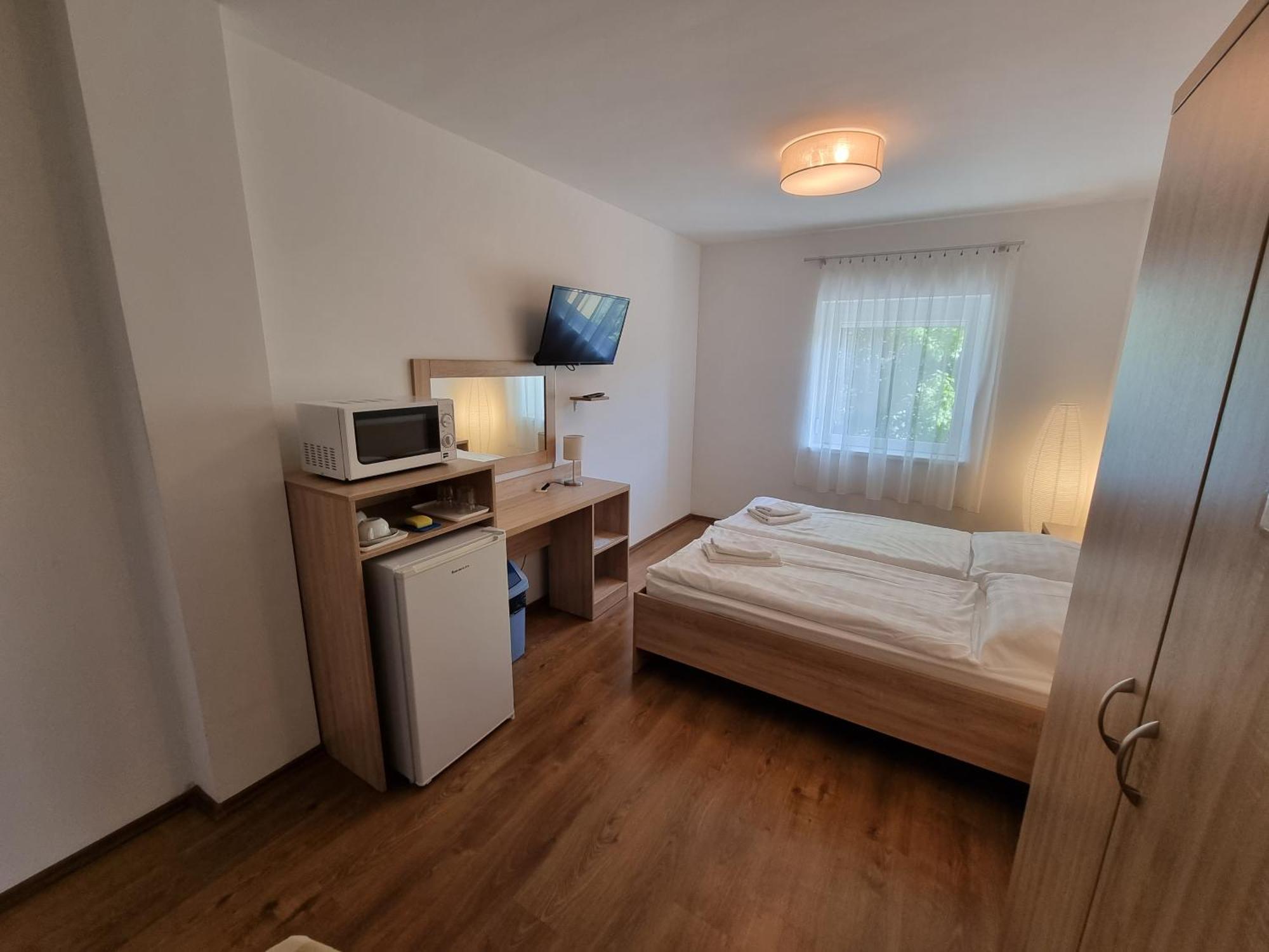 Ádám Apartmanház Siófok Quarto foto