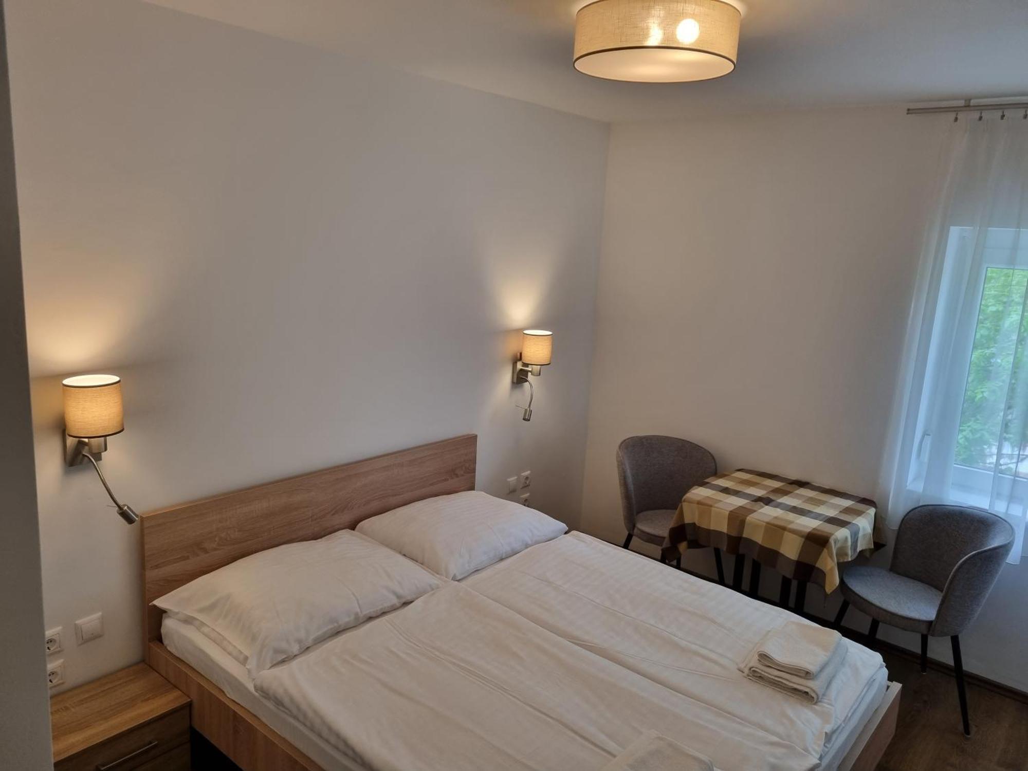 Ádám Apartmanház Siófok Quarto foto
