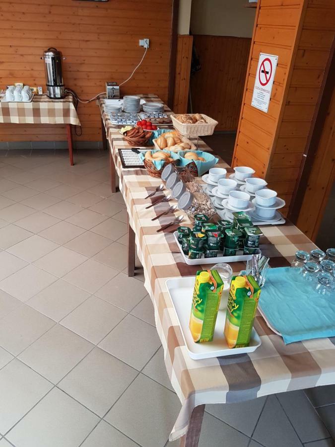 Ádám Apartmanház Siófok Exterior foto